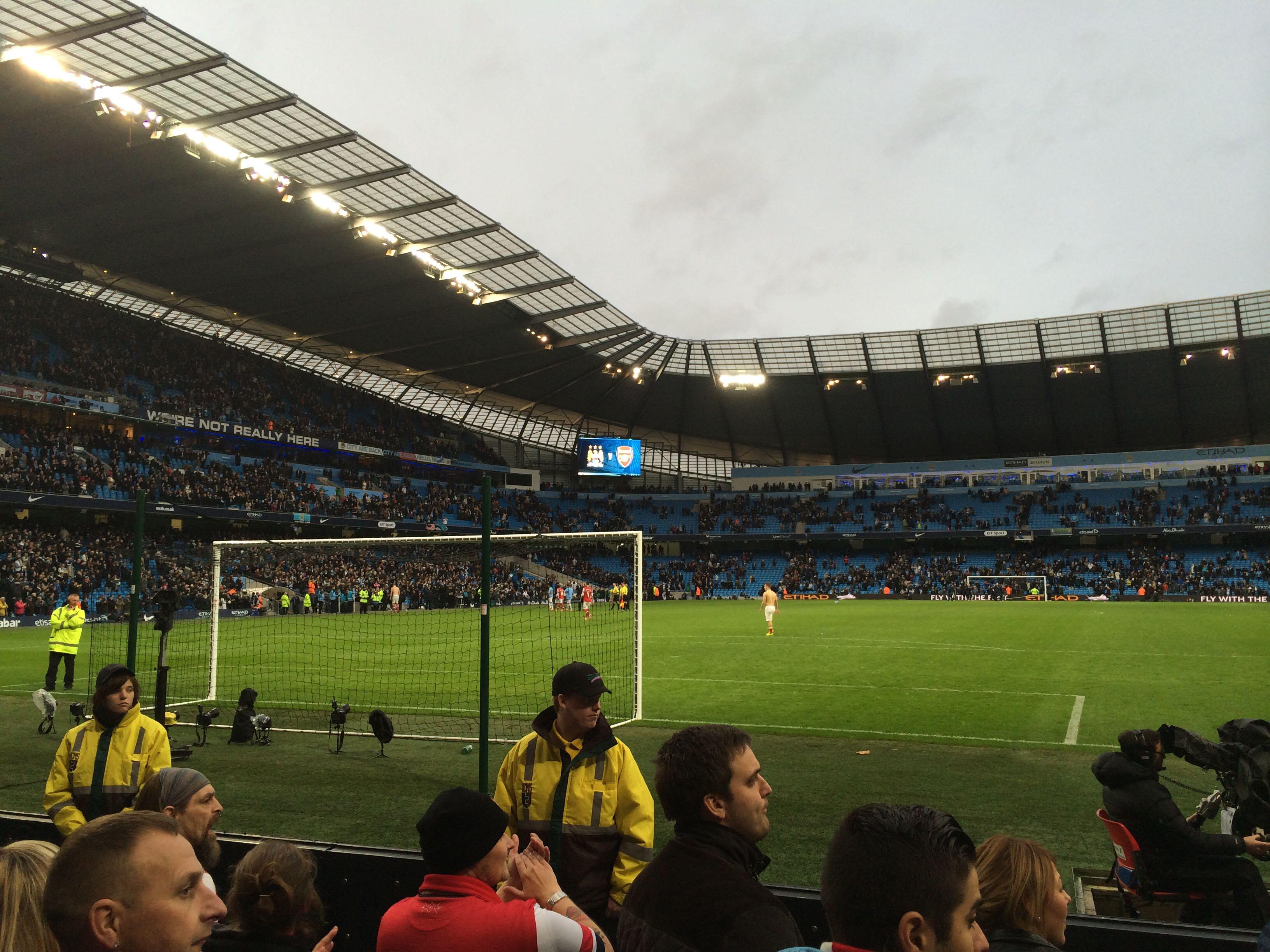 线和中后场 线和中后场